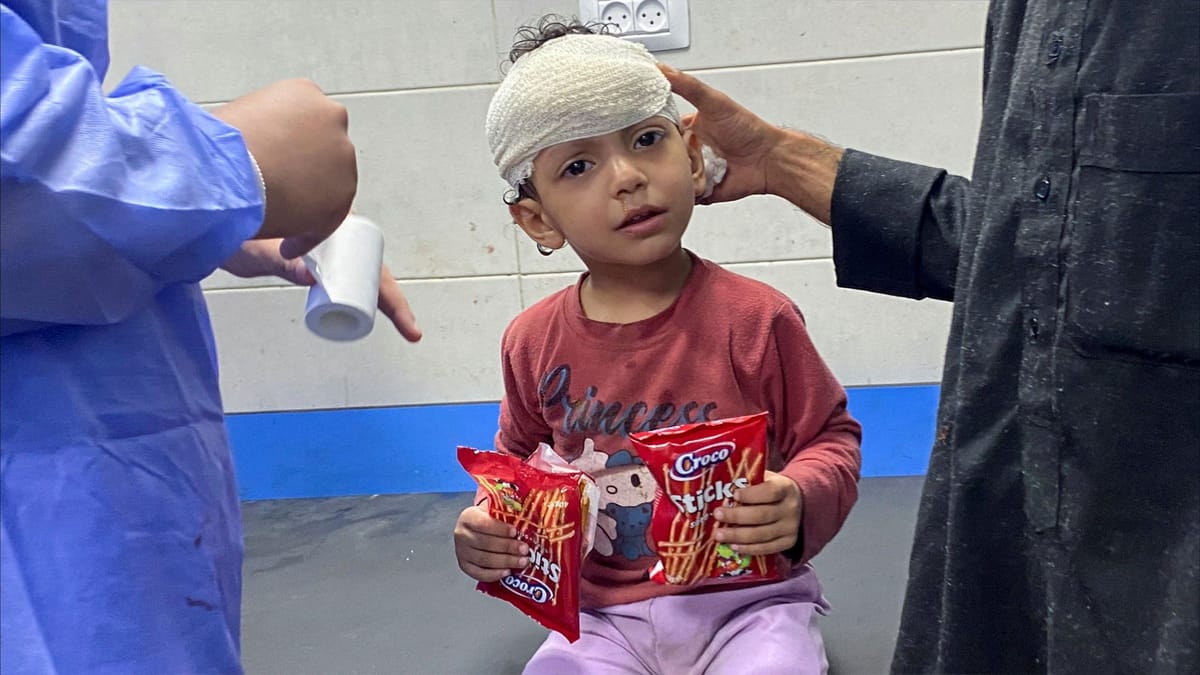 جراحات بدون تخدير.. صرخات ألم تروي معاناة مستشفيات غزة