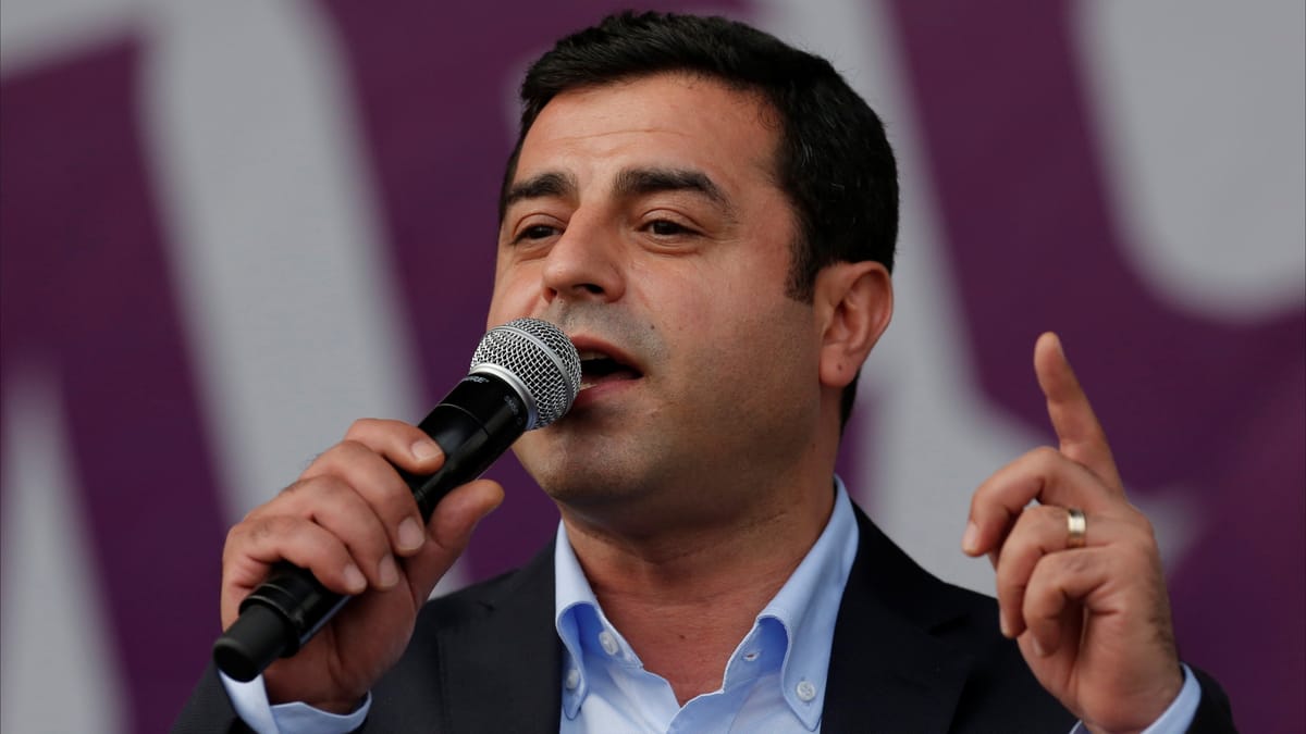 منافس سابق لأردوغان.. السجن 42 عاما لزعيم كردي