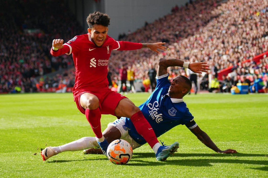 اختطاف والد لاعب ليفربول في كولومبيا