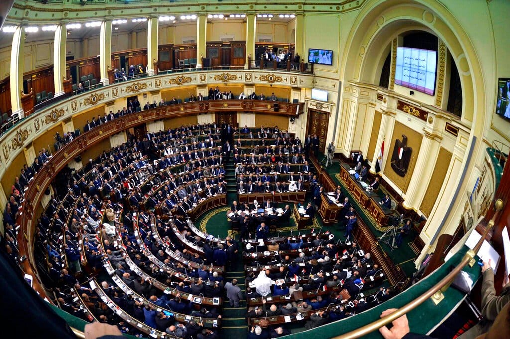 ماذا نعرف عن قانون اللاجئين الذين يناقشه برلمان مصر؟