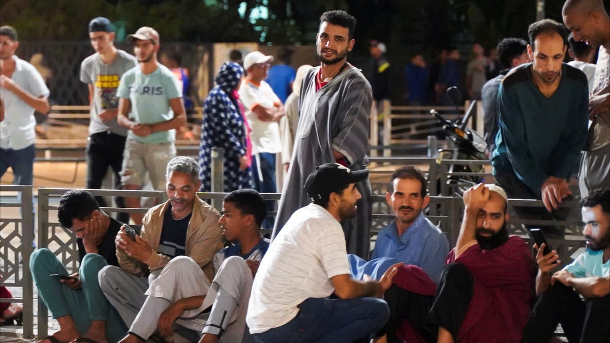 مراكش.. البقاء في الشارع خوفا من زلزال جديد