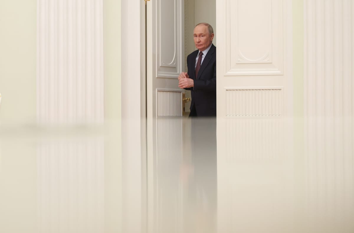 بوتين على 3 جبهات.. قمة وسفينة وتسليح ألمانيا