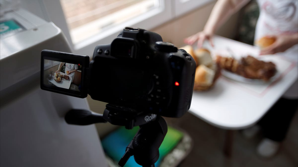 الـFood Bloggers.. فرص جديدة أم ابتزاز للمطاعم؟