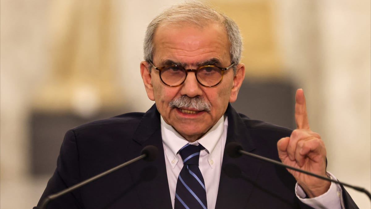 "مالية" لبنان تحت قبضة حزب الله.. لماذا يريد الهيمنة عليها؟