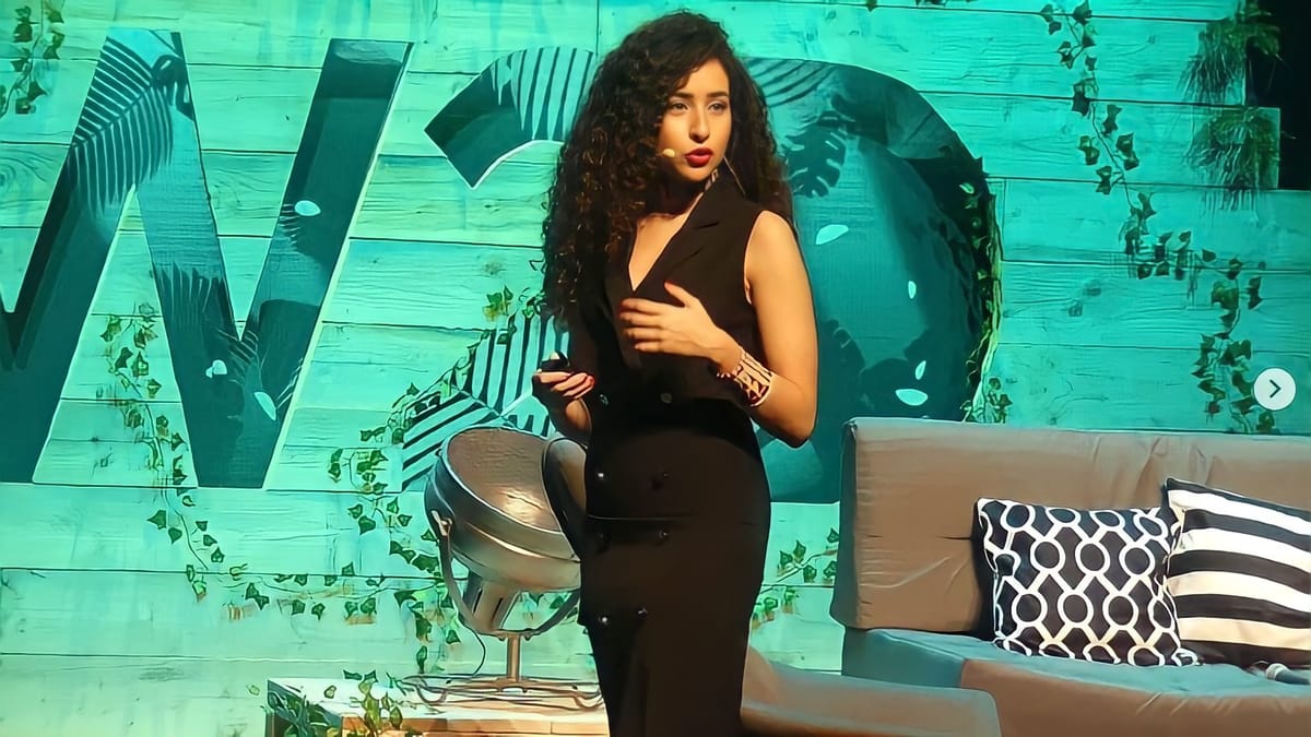 غادة والي.. من منصة الفائز إلى مقعد المتهم