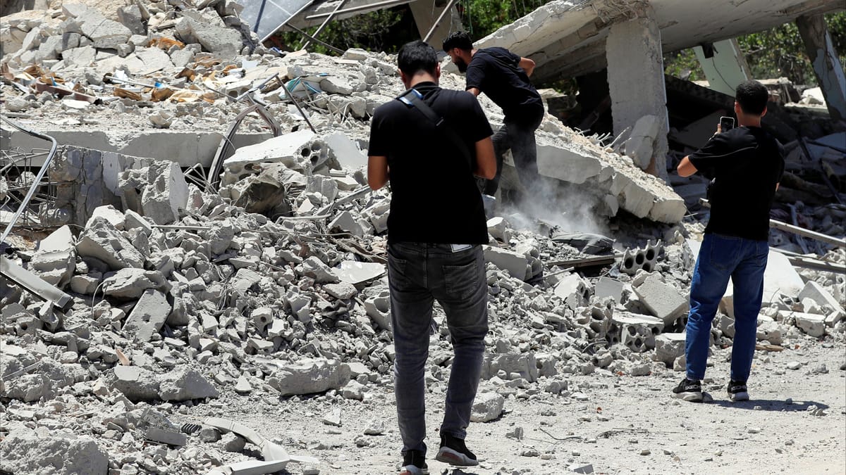 مقتل شخص في غارة إسرائيلية على شعث بلبنان