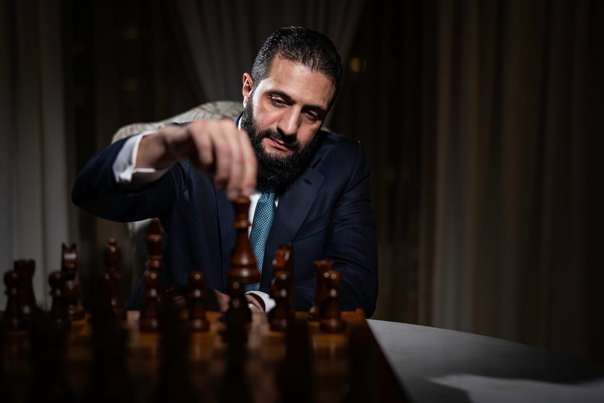 "طردنا إيران وحزب الله".. الشرع يتحدث عن ماضيه وعن الأسد