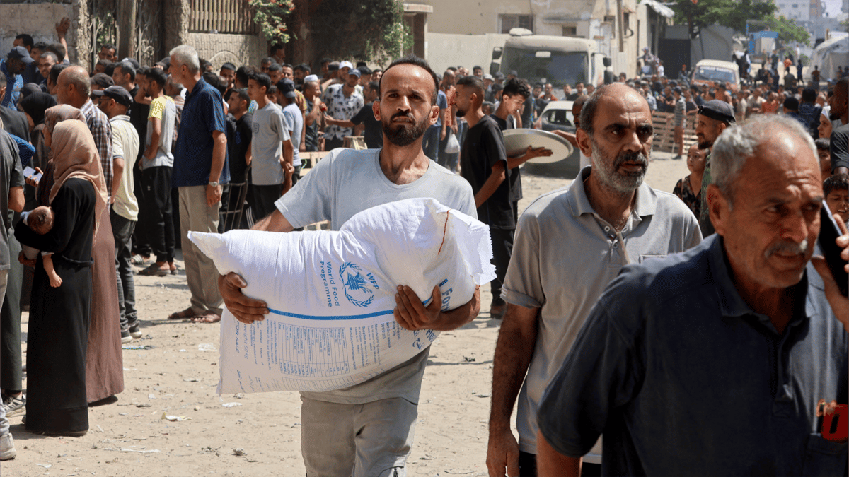 على حافة الانهيار.. كواليس تعثر صفقة الرهائن بين إسرائيل وحماس