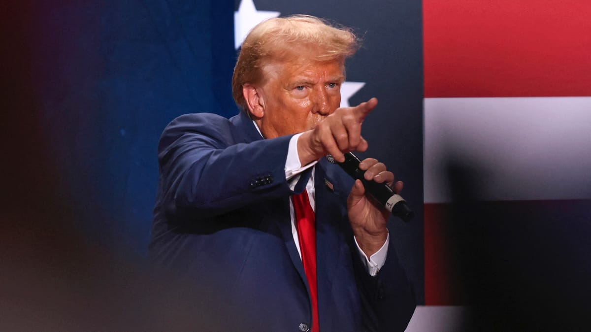 ترامب يدعو لضرب "نووي إيران".. وبايدن يرفض "قصف النفط"