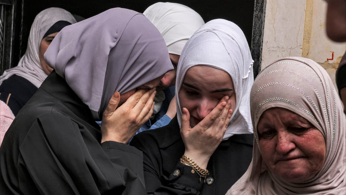 مقتل ٥ فلسطينيين في الضفة الغربية