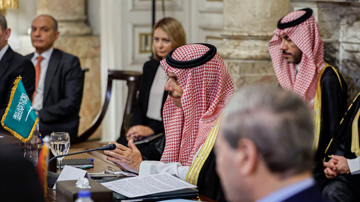 ٣ ملفات على طاولة الحوار السعودي الإيراني