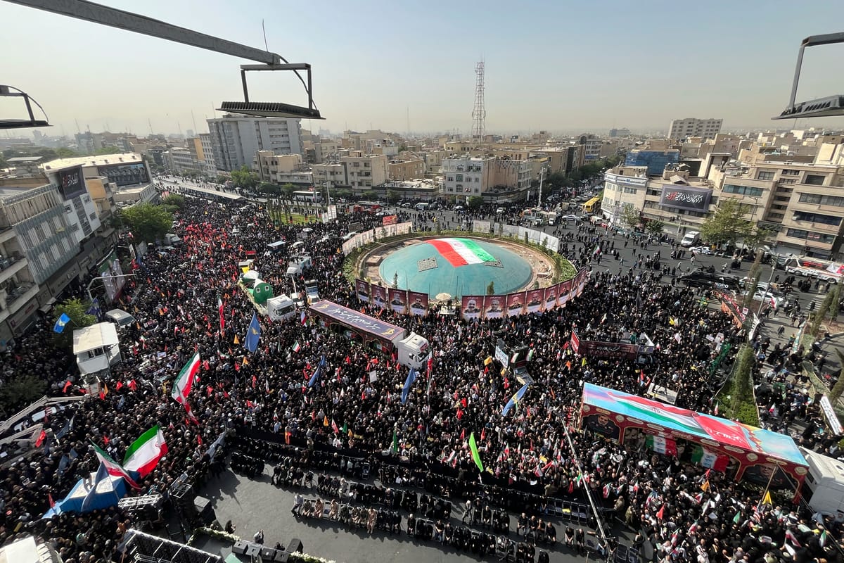 إيران لا تستبعد "حربا جديدة" وتستعد لـ"أسوأ الاحتمالات"