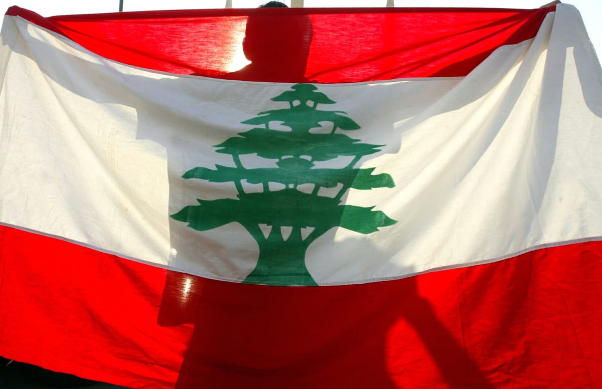 ضرب في السفارة وعنف جنسي في المنزل.. سفير لبنان ينتظر المحاكمة في فرنسا