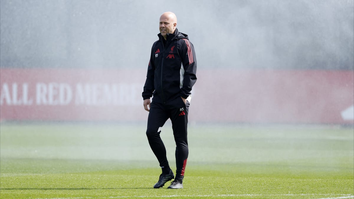 الصبر نفد.. خسارة وحيدة تحسم مستقبل سلوت مع ليفربول