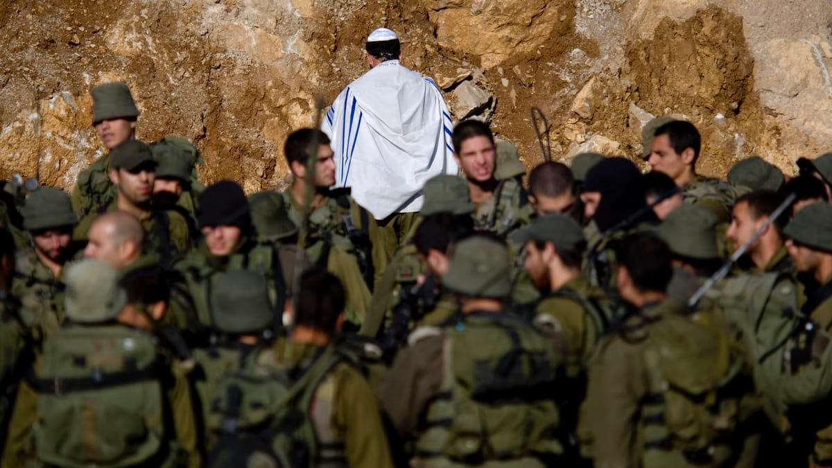 الحريديم في الجيش.. العسكرية الإسرائيلية "تتديّن"