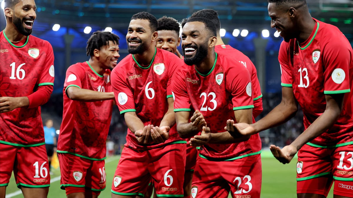 بـ10 لاعبين.. عمان تقصي السعودية من خليجي 26