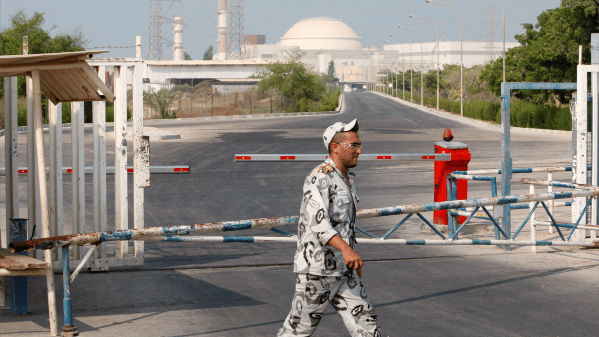أكسيوس: ترامب أمهل خامنئي شهرين للتوصل إلى اتفاق نووي جديد