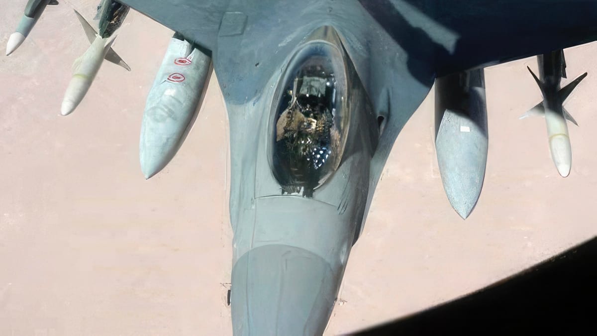 طائرات F-16 العراقية تفتك بخلية داعشية