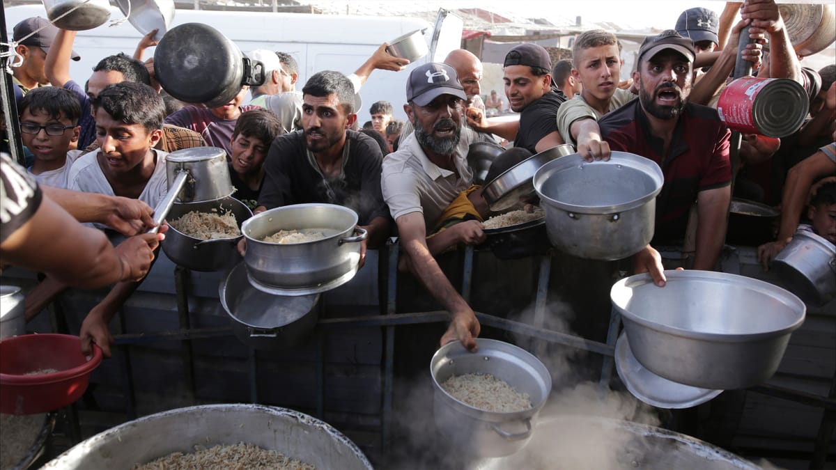 "الجوع".. سلاح جديد يواجه غزة بعد 300 يوم من الحرب