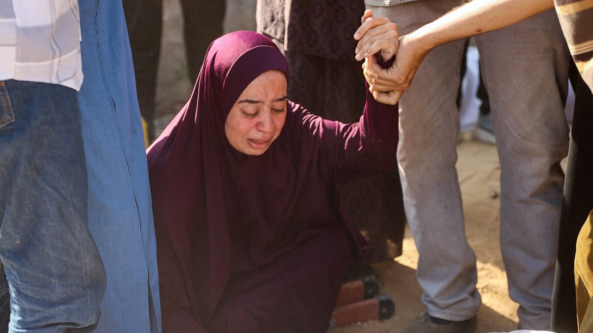 مقتل 90 فلسطينيا في "المواصي"