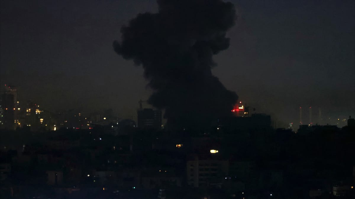 إسرائيل تقصف ضاحية بيروت بعد إنذار قصير