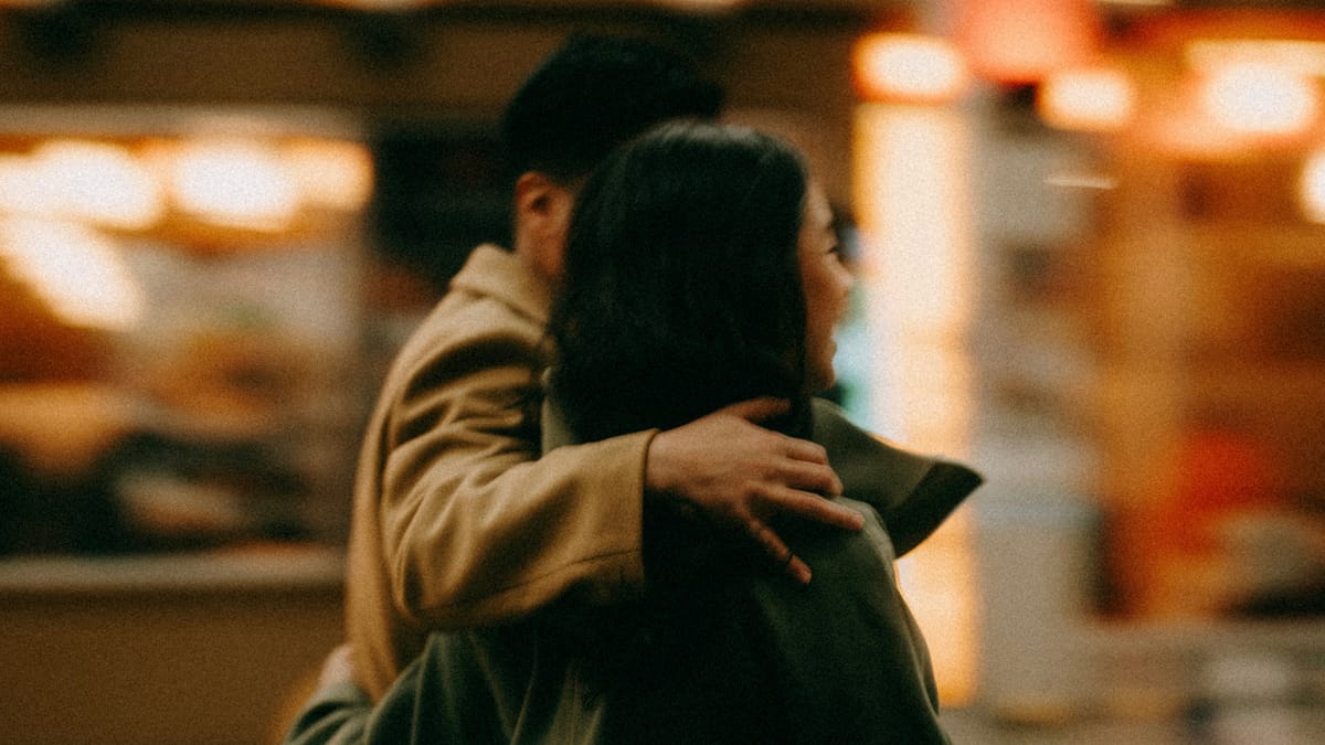 لماذا يتخلى ملايين الشباب عن تطبيقات المواعدة؟