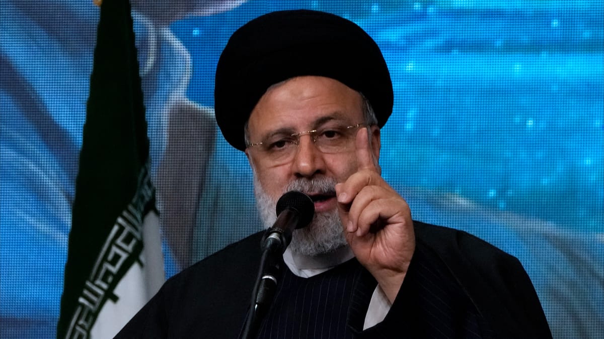 طهران: هجوم دمشق "لن يمر من دون رد"