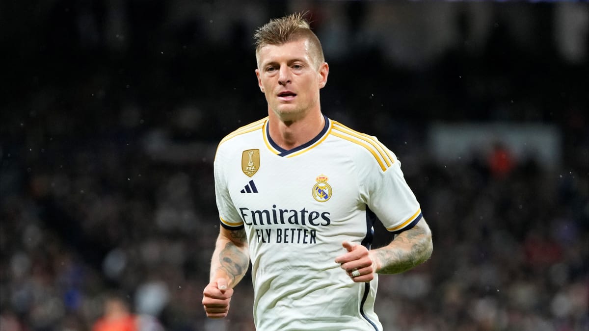 ريال مدريد يكافئ كروس بـ"سنة إضافية"