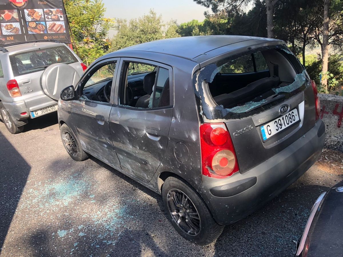 نجاة ركاب سيارتين من غارة إسرائيلية في جبل لبنان