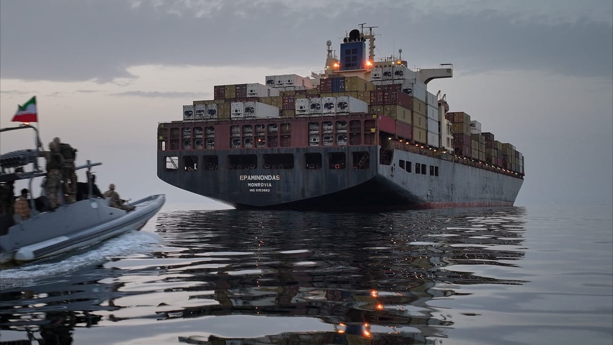 تداعيات إغلاق هرمز.. هاتفك الجديد في المضيق