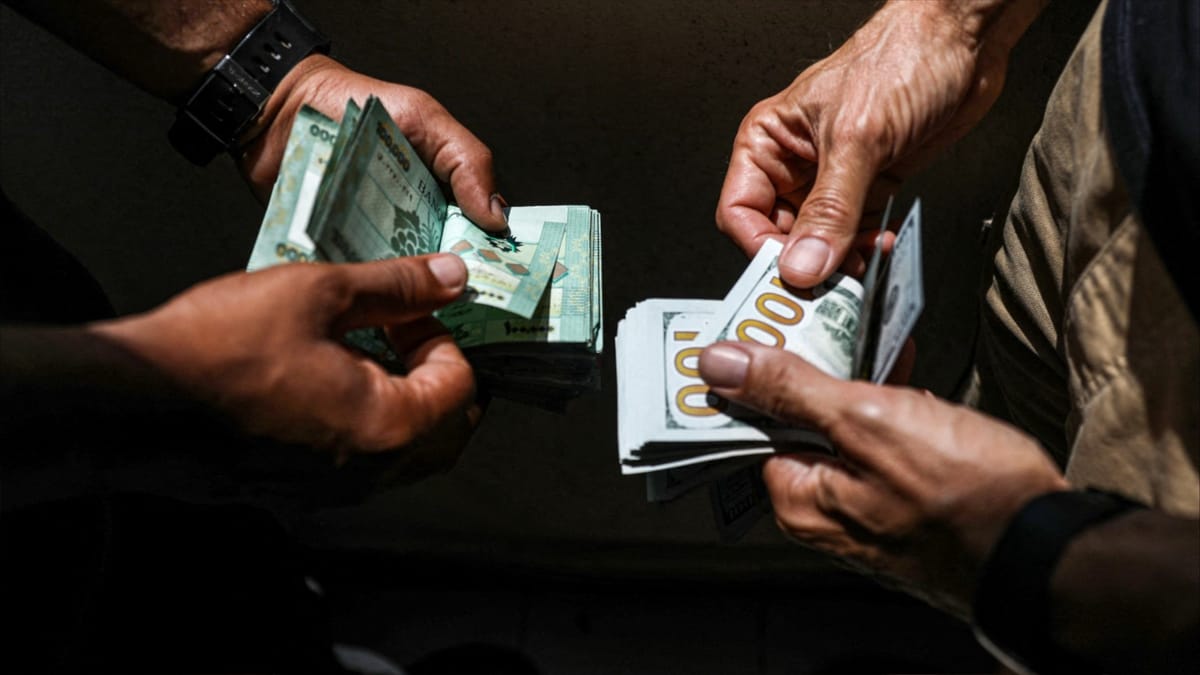 لبنان.. ختم على الـ٢٠ ألف ليرة يثير الجدل