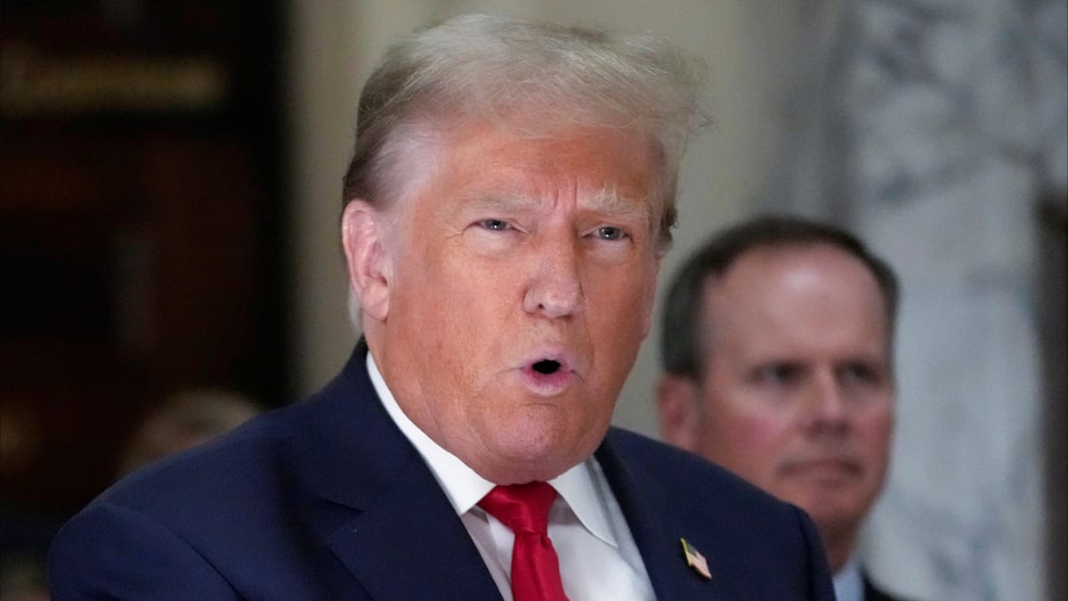 ترمب: لم أشارك معلومات نووية مع الملياردير الأسترالي