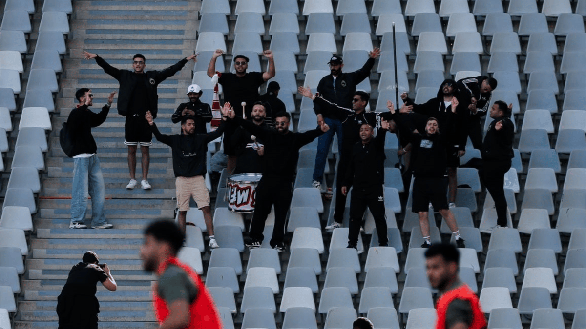 "حرب شوارع" بين جماهير الزمالك في جنوب أفريقيا