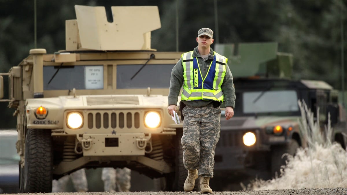 إمبراطورية الدفاع الأميركية.. من المستفيد من 14 تريليون دولار؟