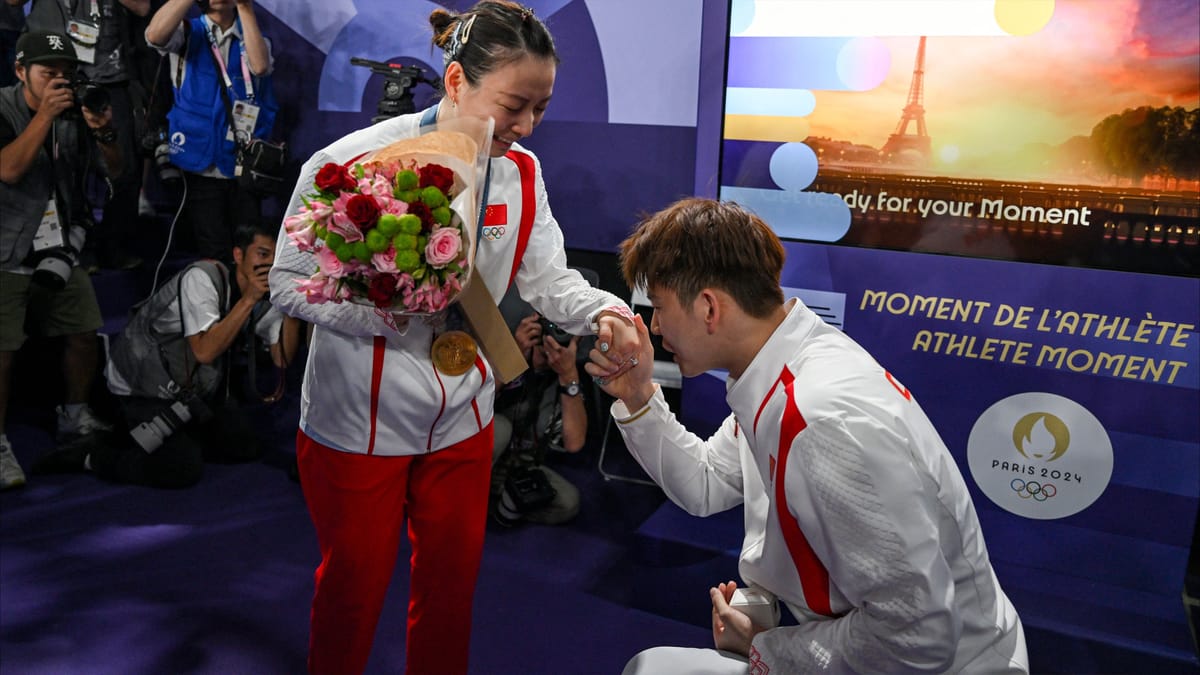 رومانسية الأولمبياد.. طلب زواج صيني يشعل "باريس 2024"