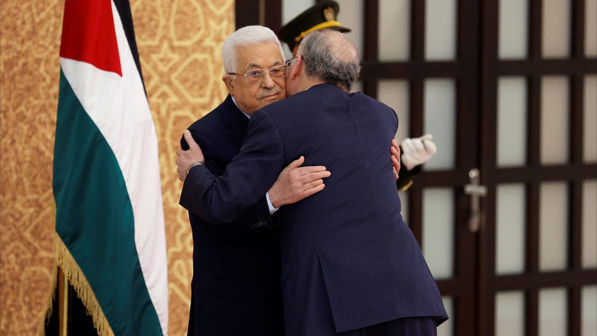 الحكومة الفلسطينية الجديدة تؤدي اليمين الدستورية