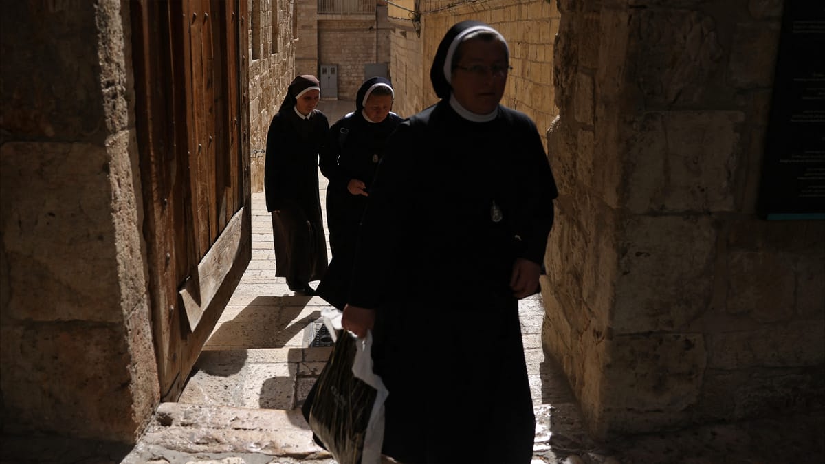 مسيحيو القدس.. قلق متزايد خلف أسوار المدينة القديمة