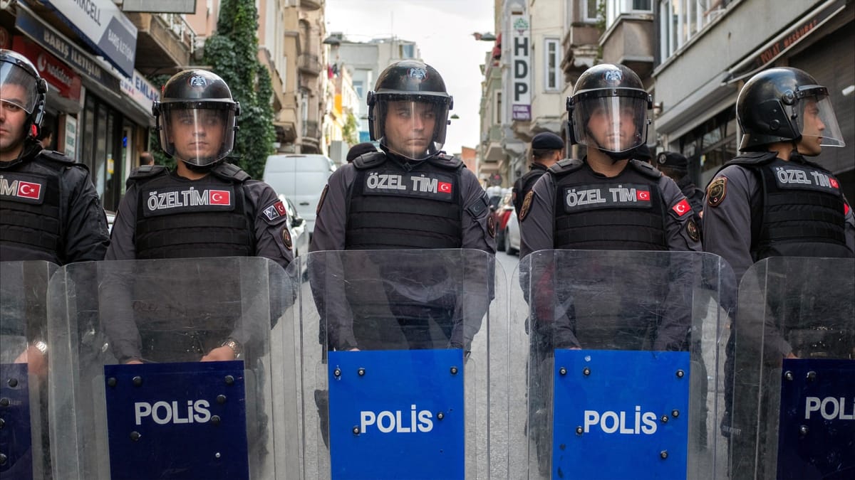 تركيا توقف 145 شخصا لـ"صلتهم بمسلحين أكراد"