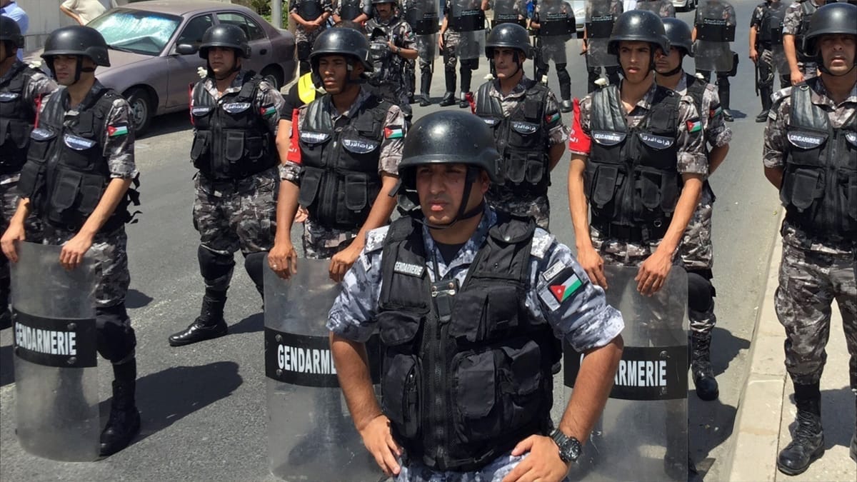 خلية الأردن.. ما علاقة إيران وحماس بأسلحة الإخوان؟