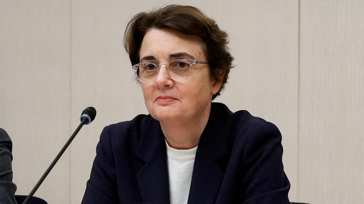 "مجوهرات التاج" تسقط "سيدة اللوفر" بعد 4 أشهر من سرقة القرن