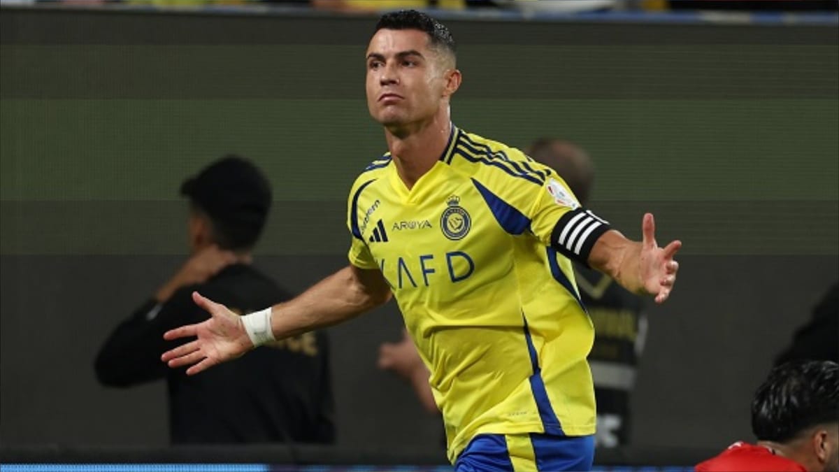 القنوات الناقلة لمباراة النصر والأهلي في الدوري السعودي
