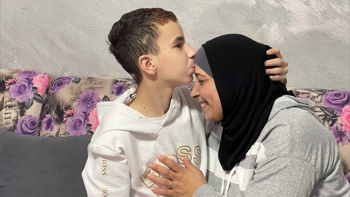 بين التعليم والمرض.. إسرائيل تقهر الزغل وأطفال فلسطين المحررين
