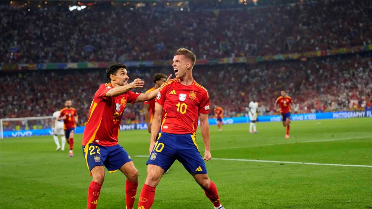 أنهت أسطورة كانتي.. 4 أرقام إسبانية في اليورو