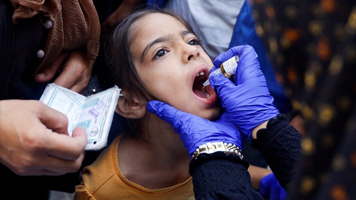 الإمارات: تطعيم 460 ألفا ضد شلل الأطفال بغزة