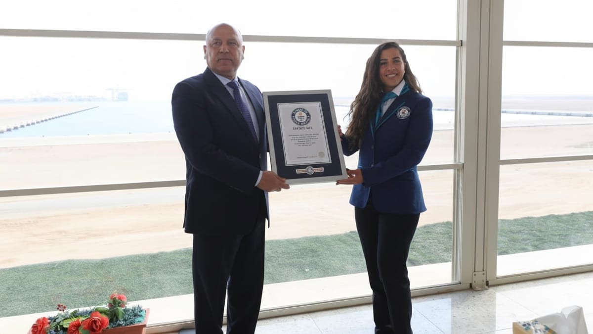 "ميناء السخنة" المصري يدخل موسوعة غينيس لـ"أعمق حوض سفن"