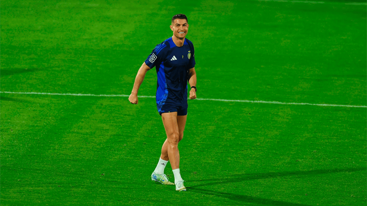 الراتب بالثانية.. تفاصيل عقد رونالدو الجديد مع النصر