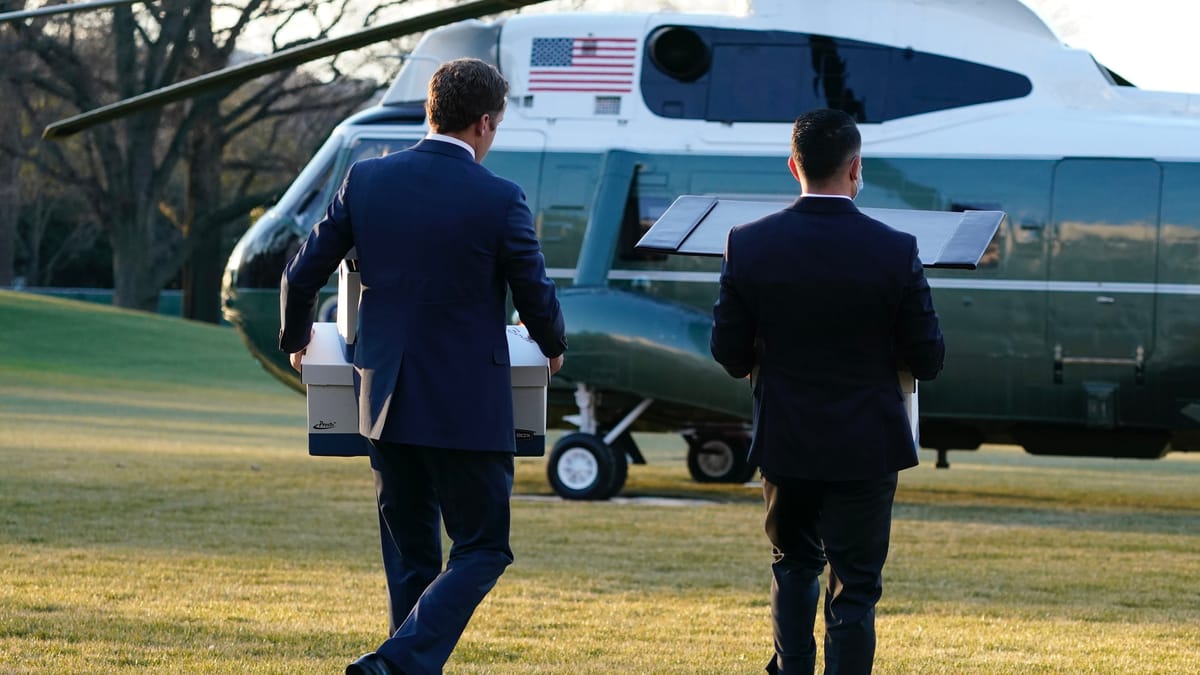 ترامب يستعيد "صناديق الوثائق السرية"