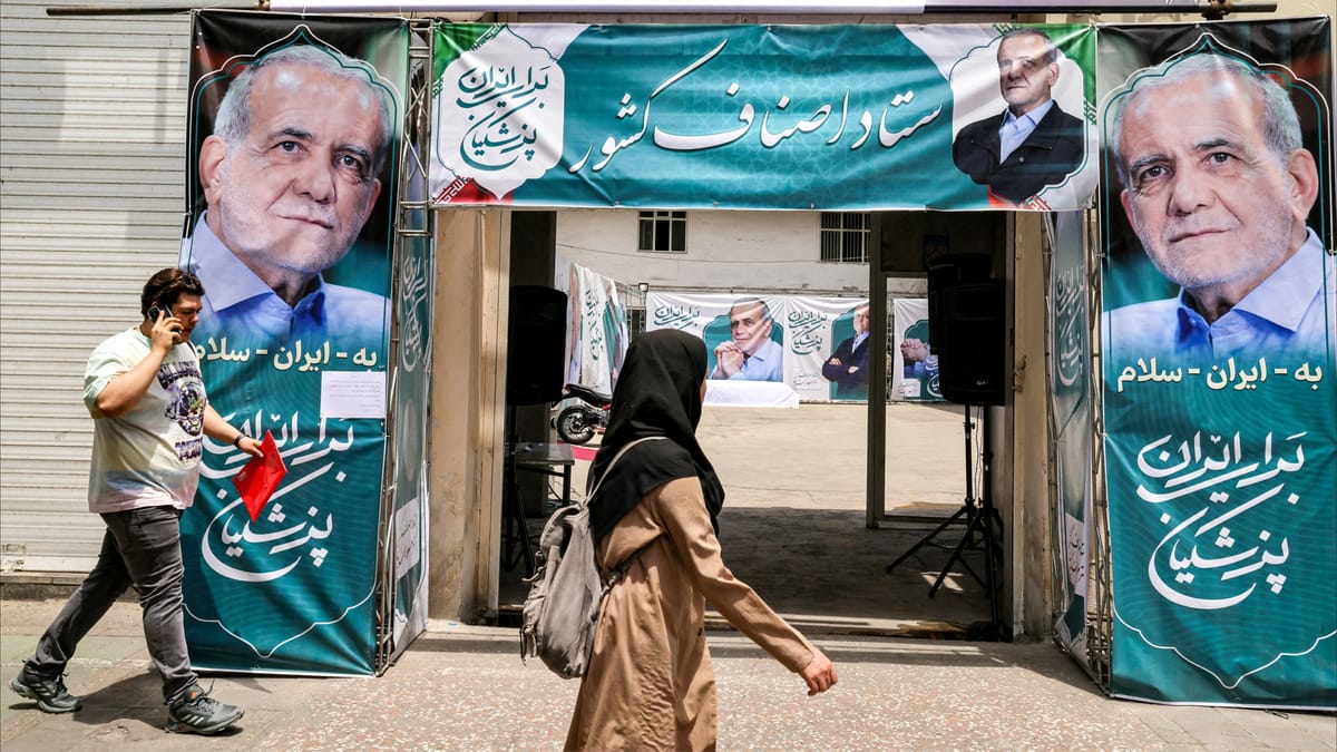 خامنئي يعترف بضعف المشاركة في انتخابات إيران