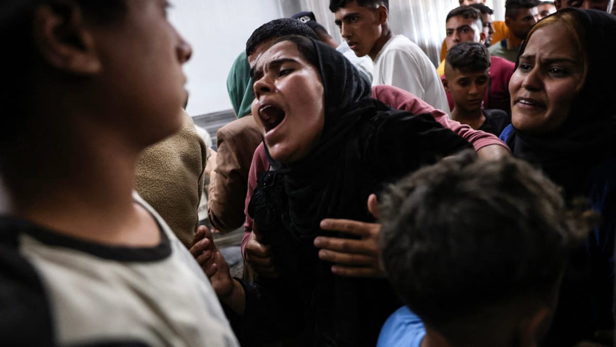 في ضربة الفجر.. مقتل 33 فلسطينيا في غزة