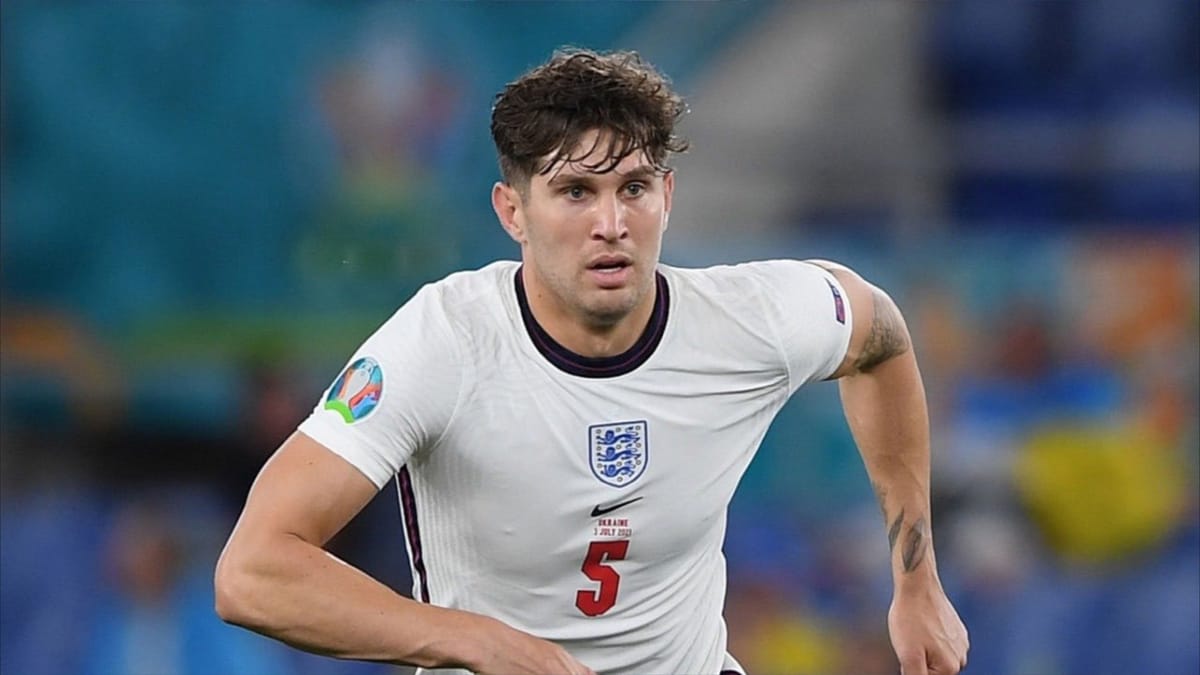 ستونز.. قائد إنكلترا الجديد